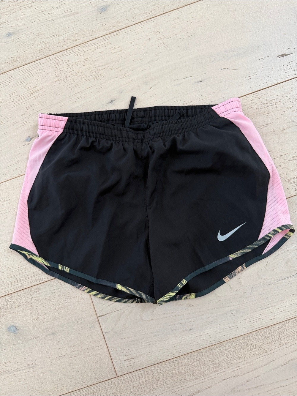 NEW Nike Women's Black Shorts with Pink Side Panels